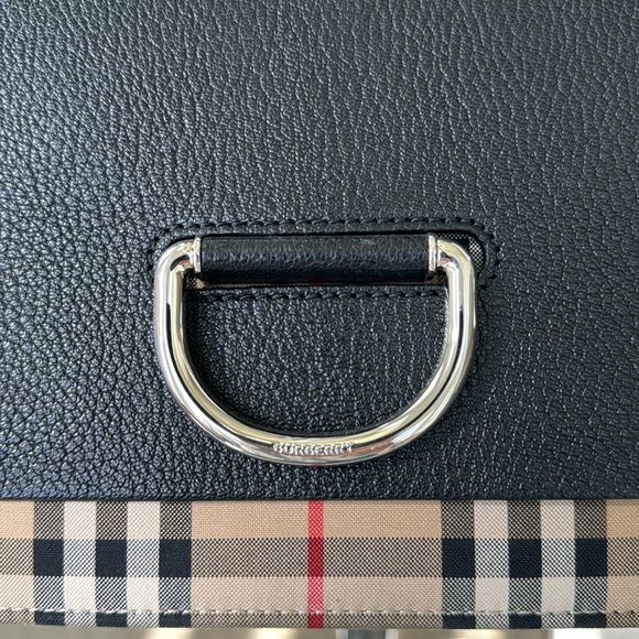 Burberry handbag - Picture 7 of 11